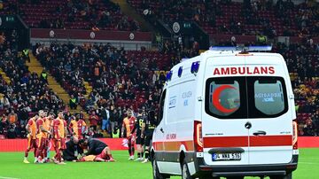 ویدیو| بیهوشی ترسناک و آمبولانس وسط زمین در بازی جام حذفی