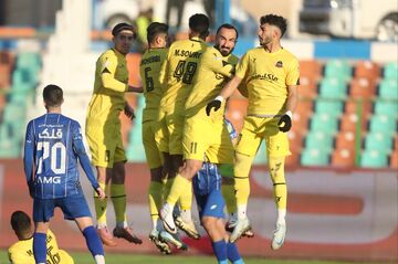 استقلال - شمس آذر، حمله مقابل دفاع؛ داور اجازه نداد سرانجام دو تفکر کلاسیک را ببینیم!