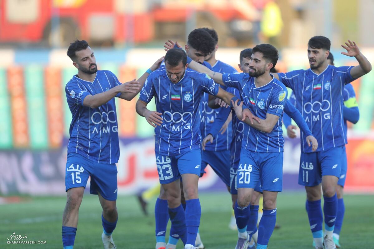 سرلیست تمدیدیهای استقلال چه کسانی هستند؟! سرلیست تمدیدیهای استقلال چه کسانی هستند؟!
