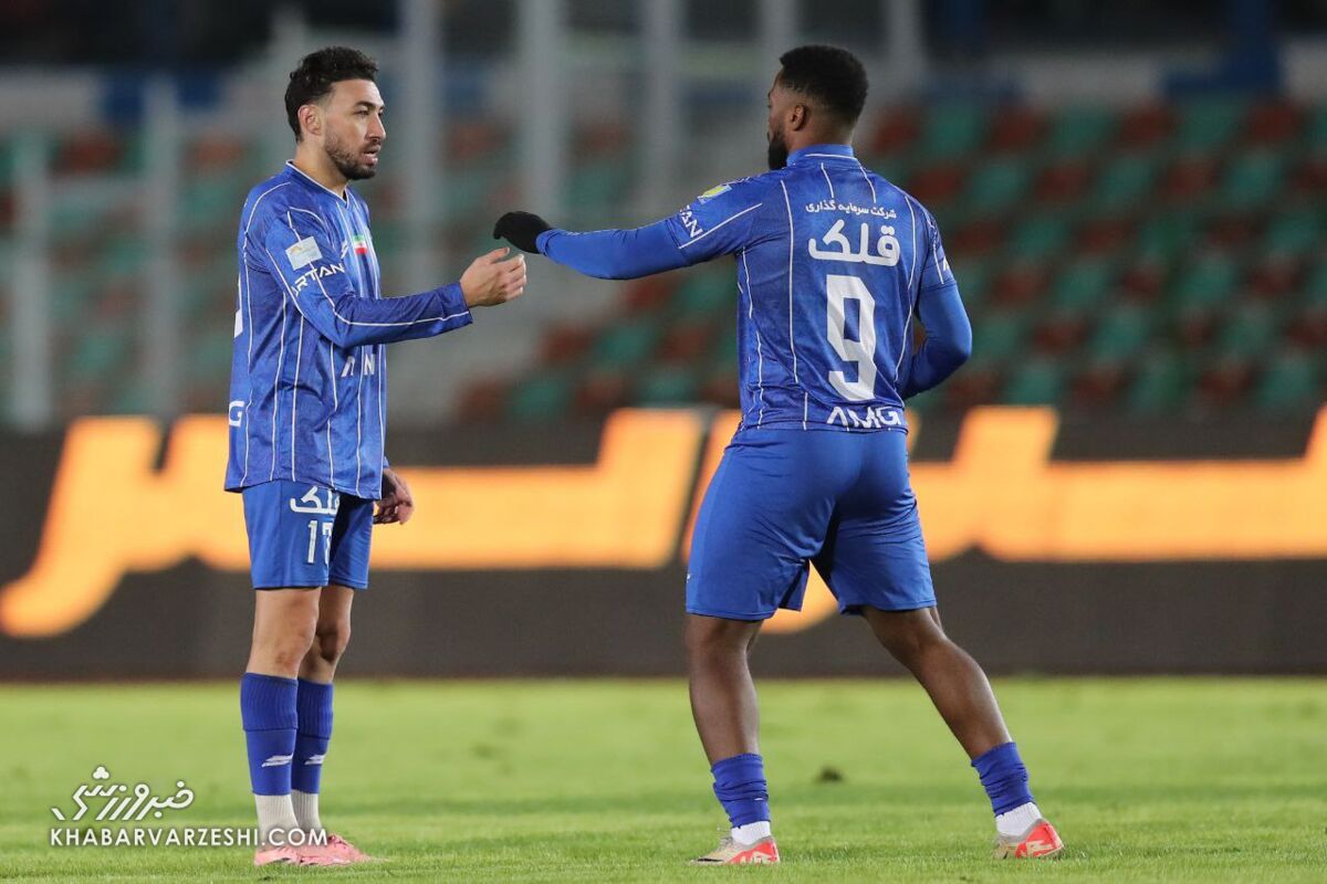 برنامه ویژه استقلال براب بازی با الحسین در دبی استقلال