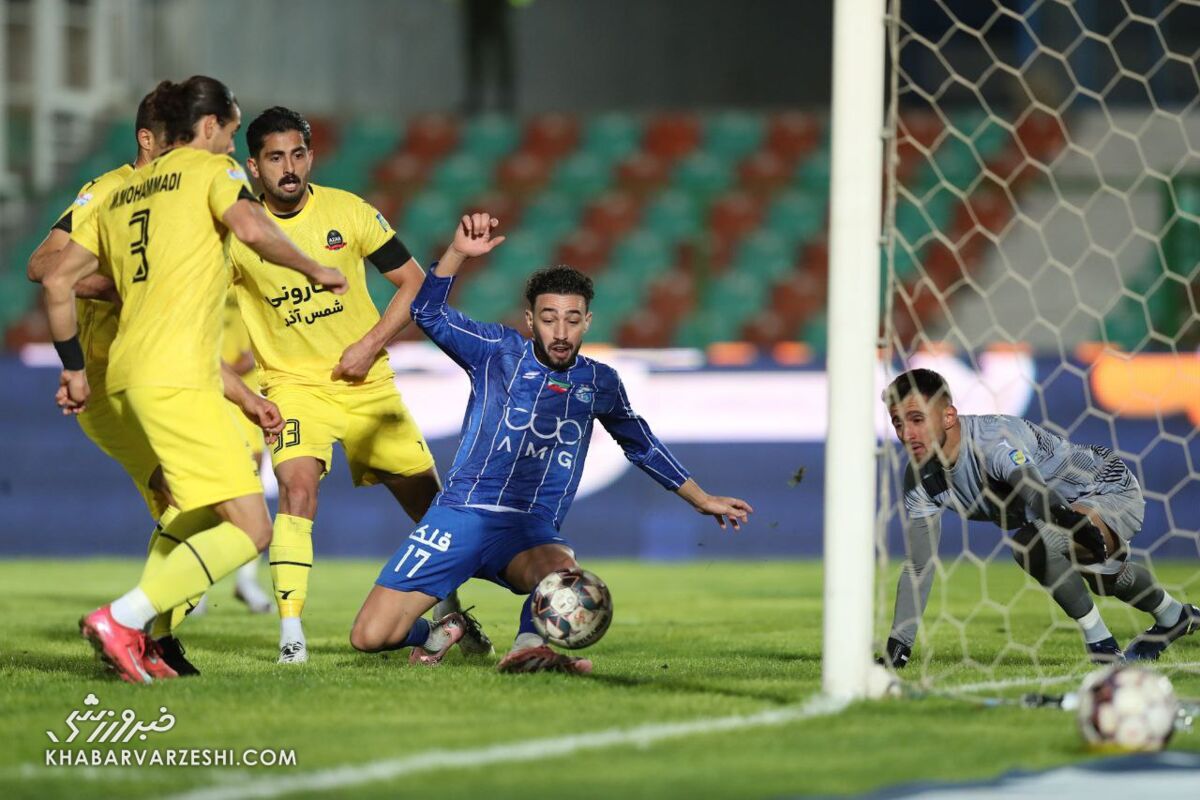 استقلال شمس آذر قزوین 