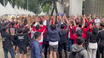 ویدیو| شور و شوق هواداران اندونزی دقایقی قبل از بازی با ایران