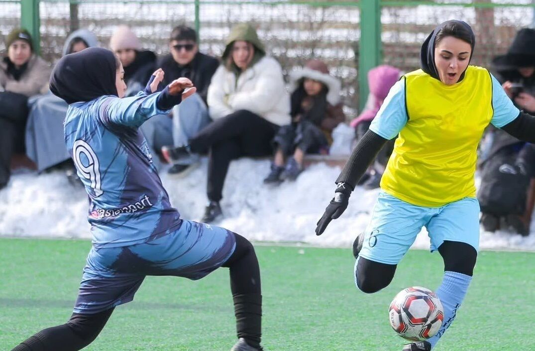 ویدیو| مینی‌فوتبال پرهیجان بانوان؛ خانم‌ها در سنین مختلف با همه وجود پابه‌توپ شدند +تصاویر