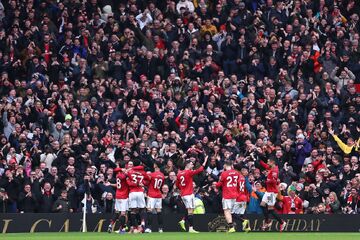 چالش کوتاه نکردن مو به نزدیک ۵۰۰ روز رسید؛ یک برد تا آزادی +عکس