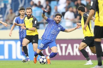 ملی پوش جوان ستاره میدان؛ تقسیم کار در استقلال