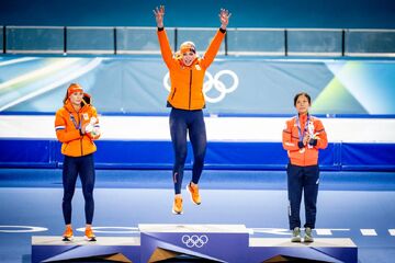 مدال طلای المپیک، رکورد جهانی و جشن عاشقانه +عکس