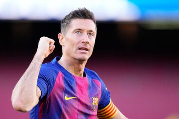 پیشنهادهای وسوسه‌انگیز برای لواندوفسکی از اسپانیا تا خاورمیانه و آمریکا