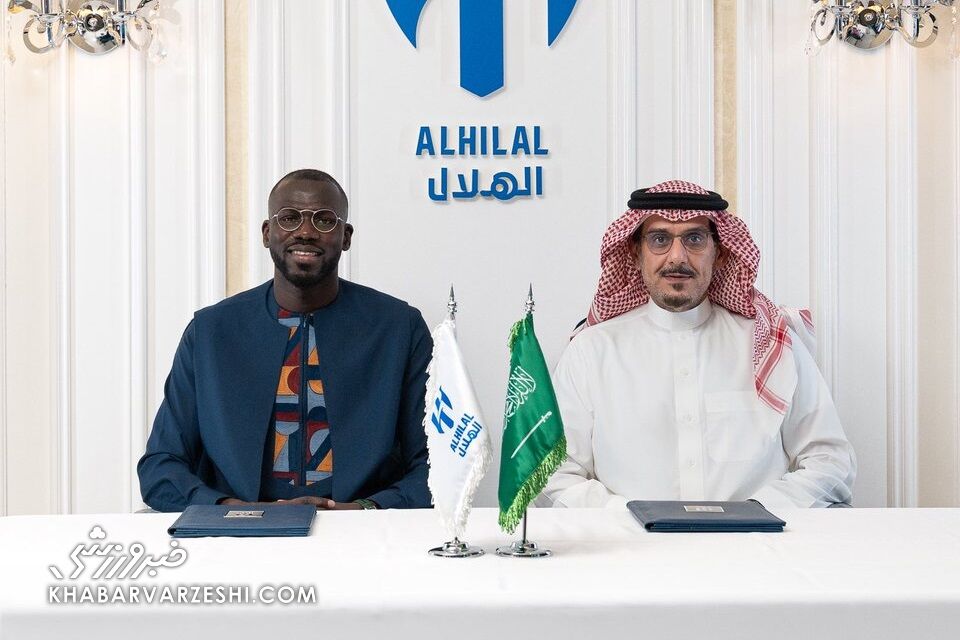 تمدید با یک ستاره و کنار گذاشتن یک مهاجم