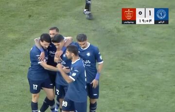 ویدیو| پرسپولیس در شوک/ گل گهر با ضربه تماشایی لطیفی‌فر به گل دوم رسید