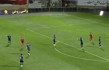 ویدیو| گل پرسپولیس به گل گهر/ سوپرگل ایگور سرگیف از پشت محوطه