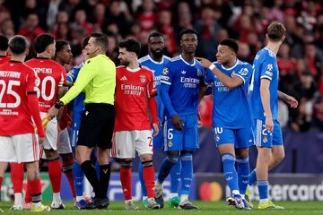 دفاع تمام‌قد امباپه از وینیسیوس: این بازیکن لیاقت لیگ قهرمانان را ندارد!