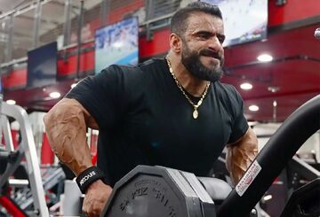 فوری| پیج هادی چوپان از دسترس خارج شد +عکس