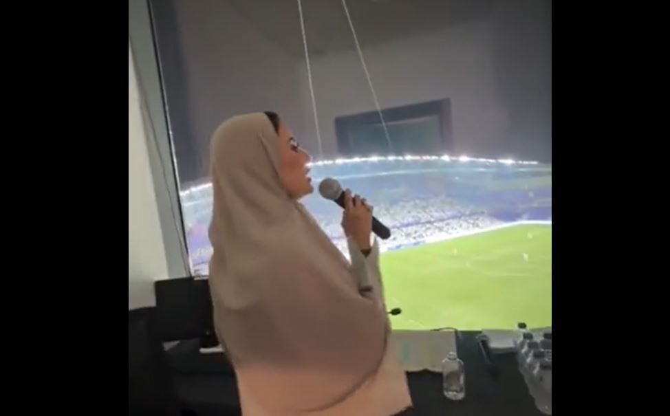 ویدیو| یک زن عرب در استادیوم خبرساز شد