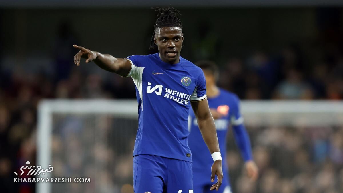 ستاره آبی‌ها مجازی فوتبال بازی می‌کند!