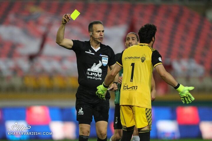 بیژن طاهری (داور) و حسین پورحمیدی؛ پرسپولیس - خیبر