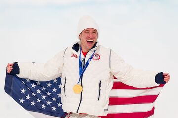 قهرمان المپیک بعد از کسب مدال طلا: لحظه لیونل مسیِ من فرا رسید؛ دوست دارم با او ماته بنوشم