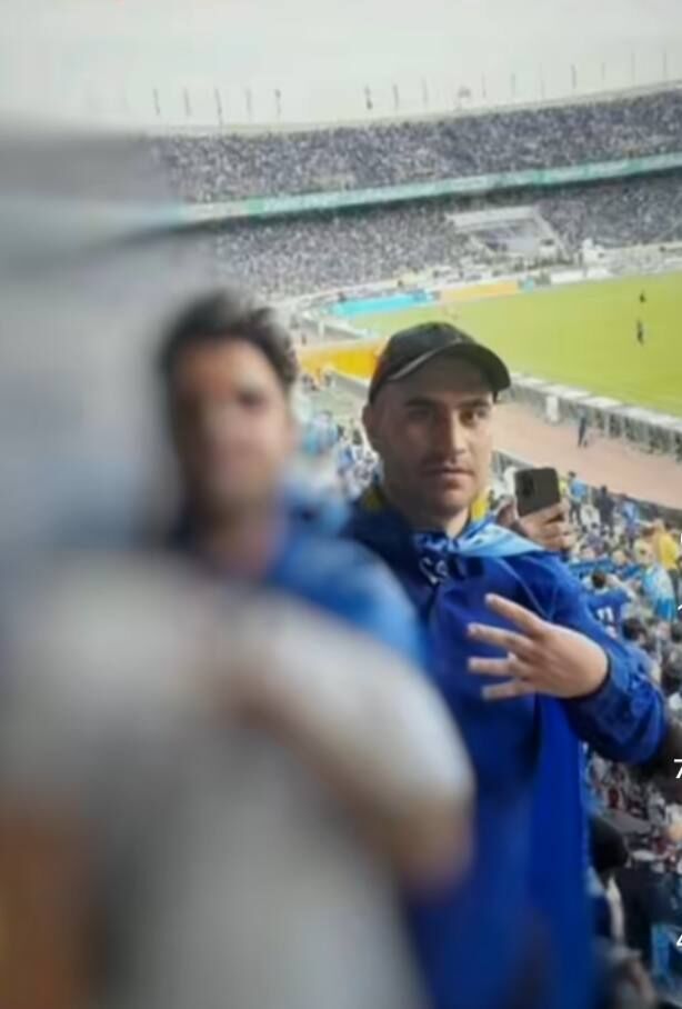 علی امیراصلانی هوادار استقلال