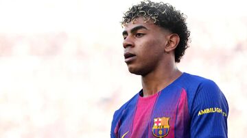 فلیک پشت یامالِ خشمگین ایستاد: از هر حرکت این پسر داستان نسازید! +ویدیو