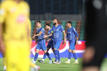 استقلال برد، چون بازیکنان تفاوت را رقم زدند