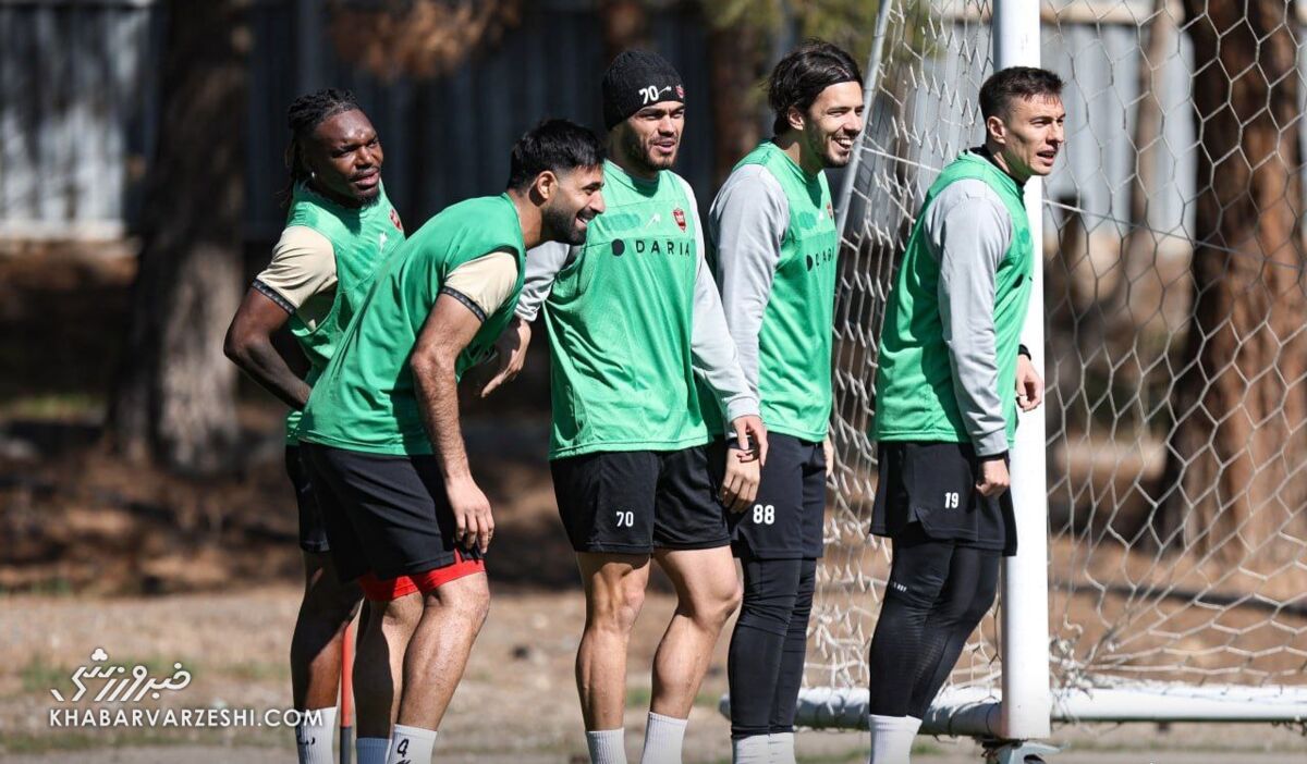 پرسپولیسیها پول میخواهند! پرسپولیسیها پول میخواهند!