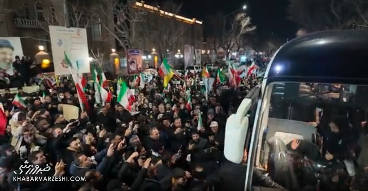 ویدیوی منتشر شده از حضور تیم ملی زنان در خیابان‌های تبریز