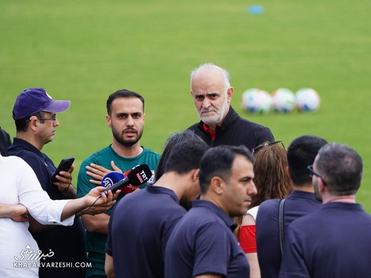 واکنش به صادر نشدن ویزای همه اعضای تیم ملی ایران برای بلژیک/ مهدی محمدنبی: قطعاً اثر منفی میگذارد! واکنش به صادر نشدن ویزای همه اعضای تیم ملی ایران برای بلژیک/ مهدی محمدنبی: قطعاً اثر منفی میگذارد!