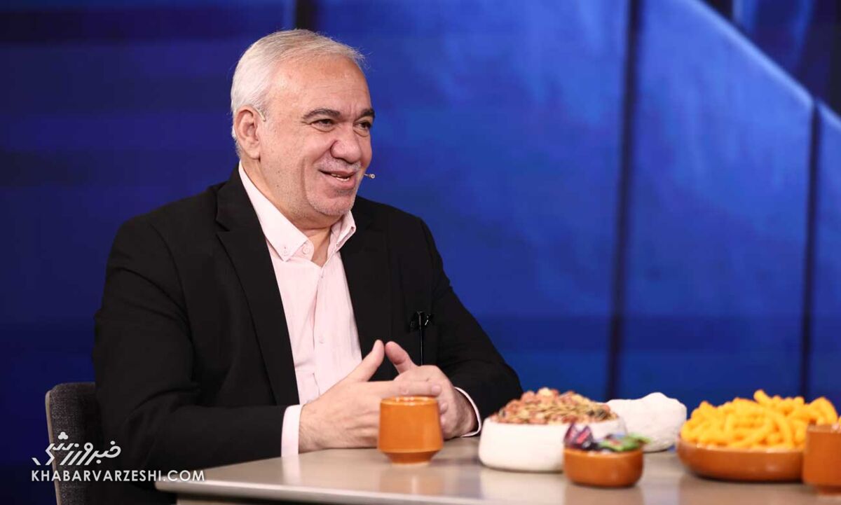 خبرورزشیگردی| بردن پرسپولیس رده سیزدهمی که پاداش ندارد/ داور پرسپولیسی برای دربی بگذارید؛ ما مشکلی نداریم