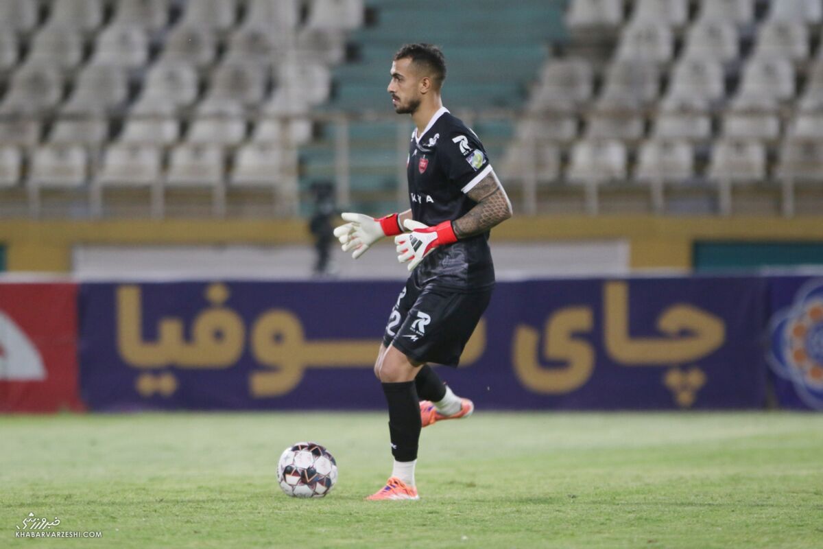 جدایی گلر پرسپولیس قطعی شد جدایی گلر پرسپولیس قطعی شد