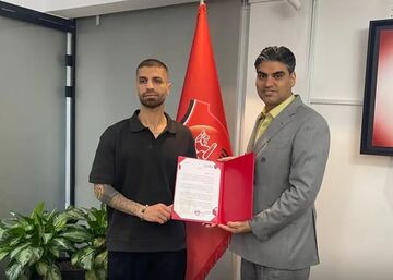 شماره ۱۰ پرسپولیس رسماً جدا شد
