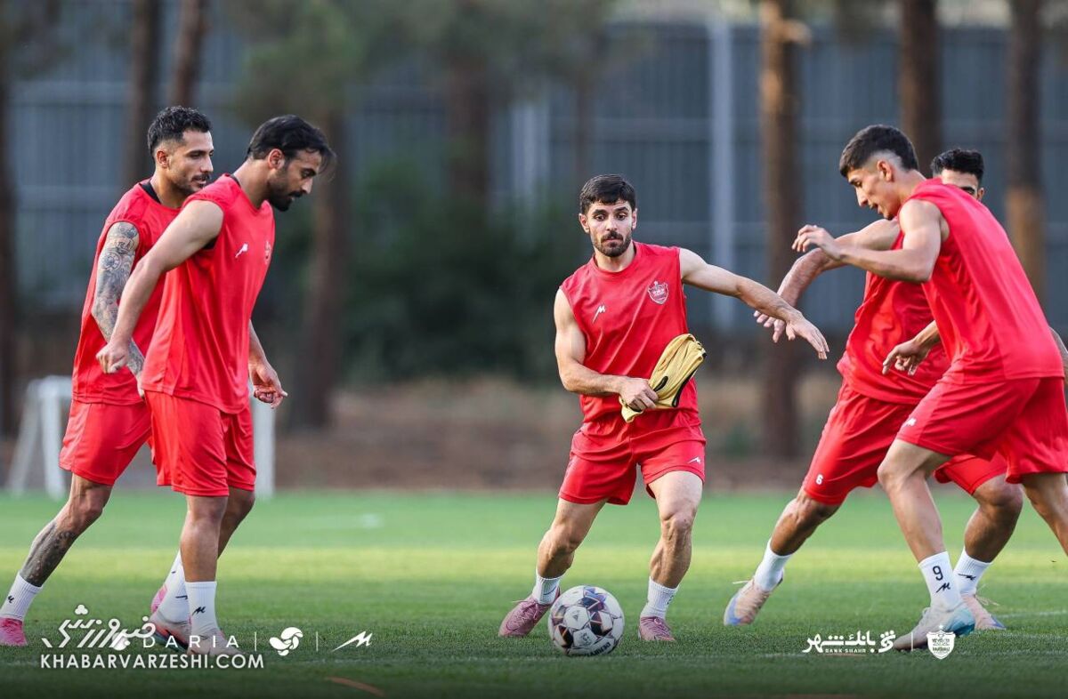کریم باقری با ستاره‌های تیم ملی به پرسپولیس برگشت +تصاویر