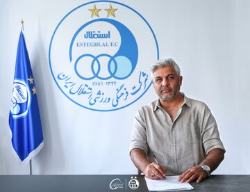 سرمربی فصل گذشته در استقلال ماندنی شد