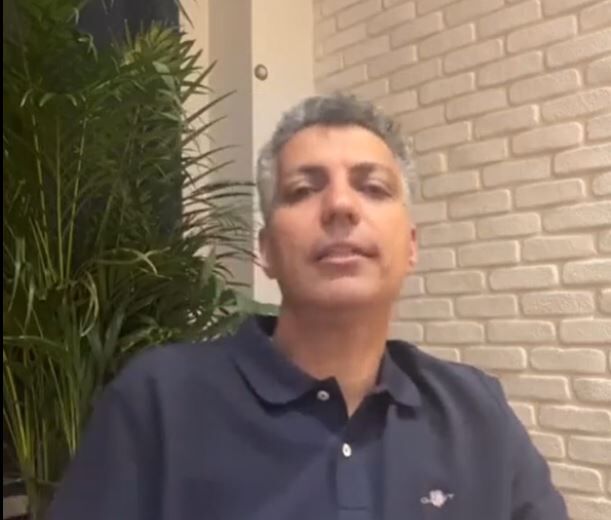 توضیح مفصل عادل فردوسیپور درباره ماجرای دستبوسی وزیر و حواشی آن