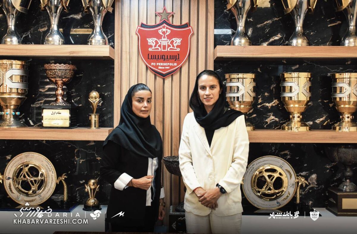 نیلوفر اردلان سرمربی تیم فوتبال بانوان پرسپولیس شد +عکس