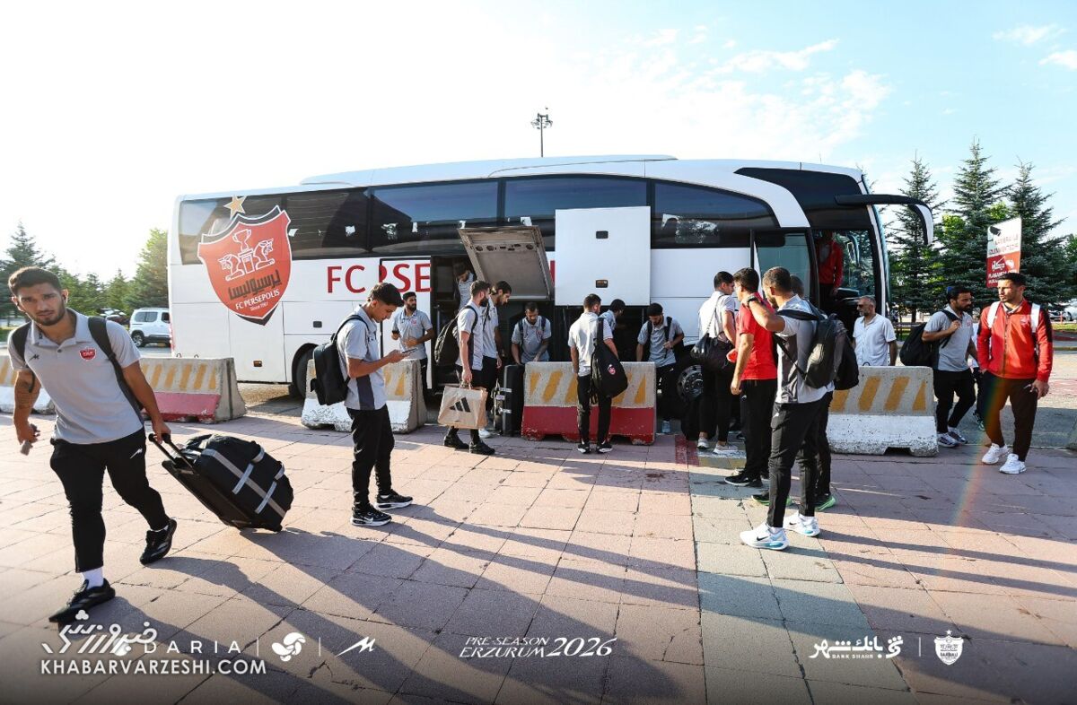 یک استقلالی سابق در اتوبوس پرسپولیسی‌ها +عکس