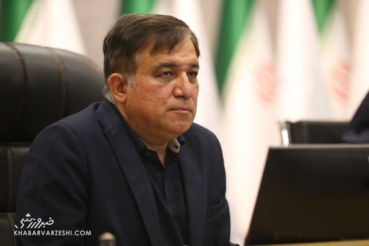 تاجرنیا: حالا که قهرمانی استقلال جدی شده، تورنمنت سهجانبه؟!