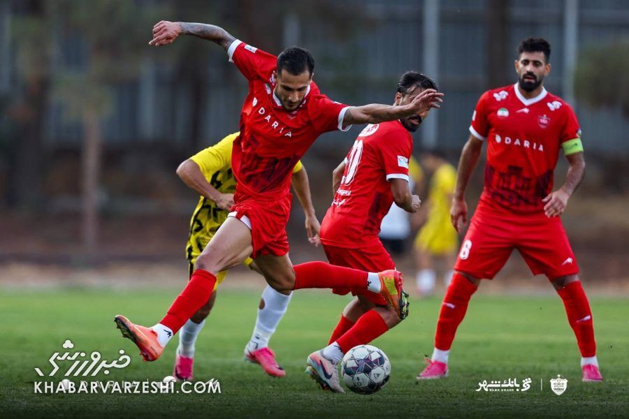 کارت بازی همه بازیکنان پرسپولیس صادر شد