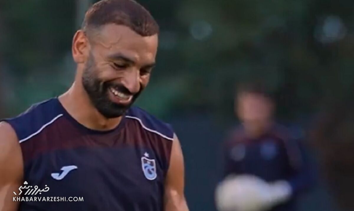 ویدیو| سوپرگل محمد صلاح در تمرین ترابزون و تشویق هم تیمی‌ها