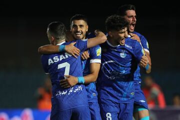 این دربی زیباست و سحرخیزان هم گل می‌زند/ بختیاری‌زاده مسیر قهرمانی فرهاد مجیدی را می‌رود