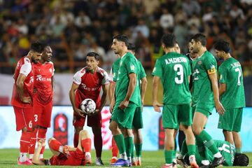 سرمربی پرسپولیس جام‌جهانی را به رخ مهدی تاج کشید