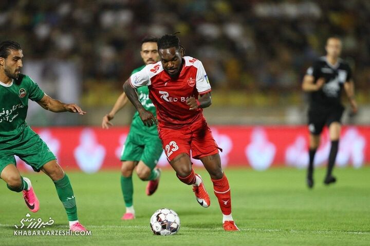 تیوی بیفوما؛ شمس آذر - پرسپولیس