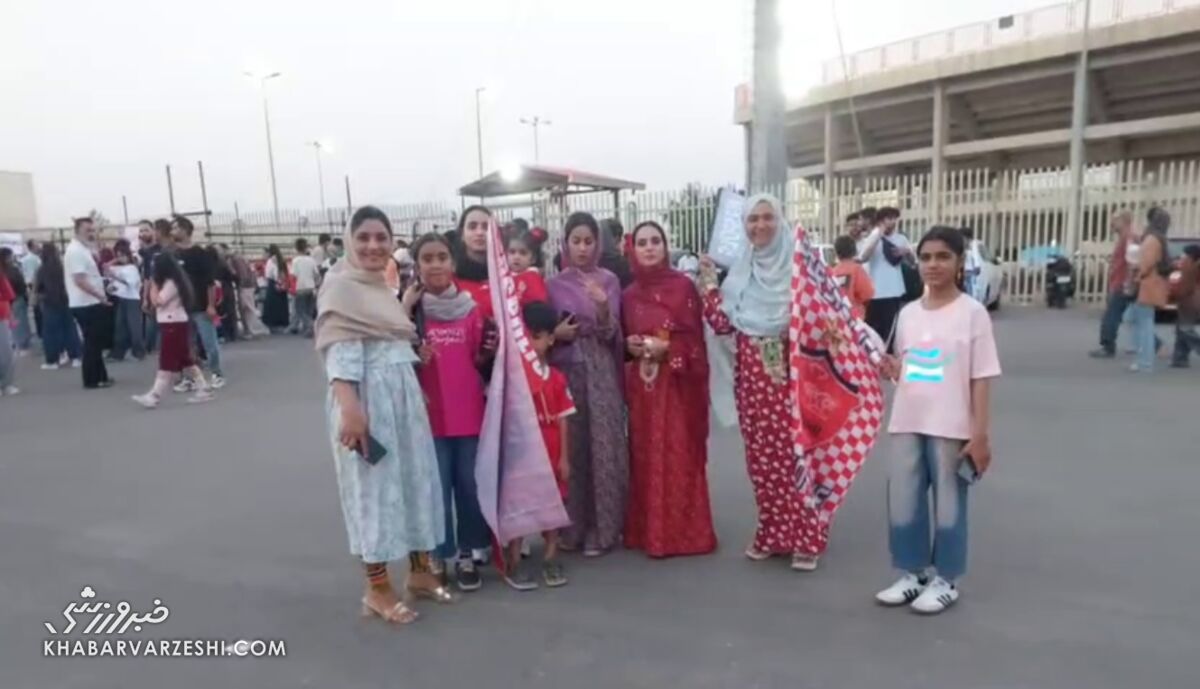 سفر دو روزه هواداران زن پرسپولیس از میناب به قزوین