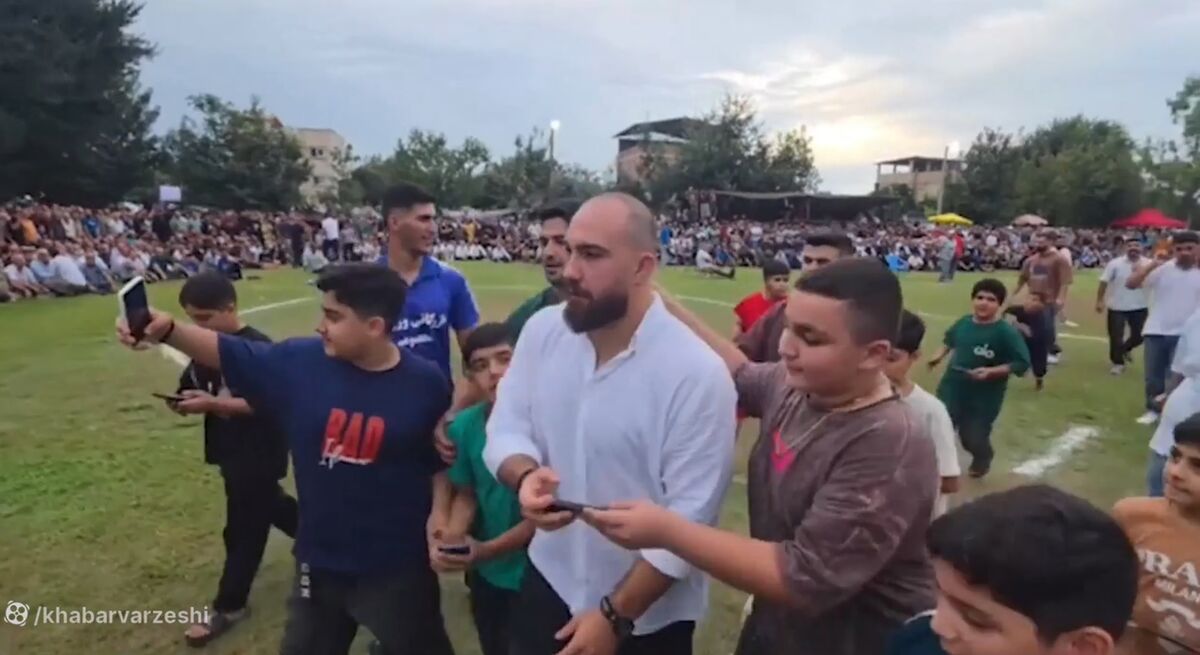 زارع و یزدانی مهمان ویژه مسابقات کشتی لوچو در بابل