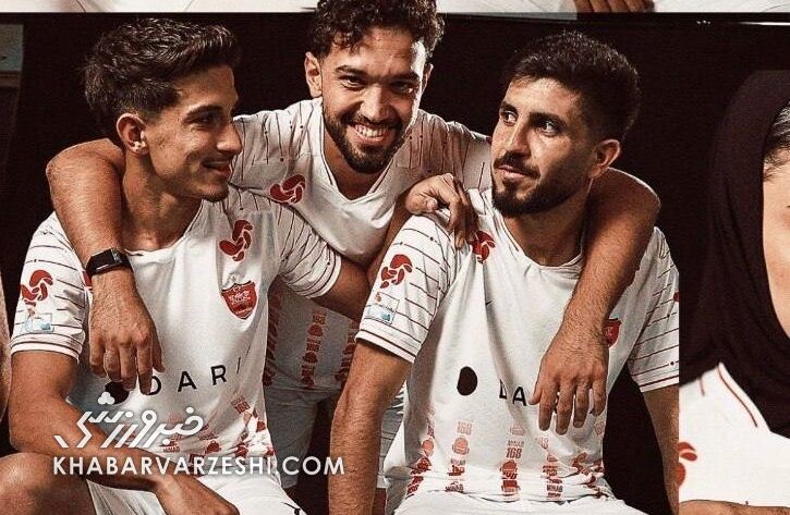 ستاره‌های آقا و خانم برای رونمایی از کیت دوم پرسپولیس +تصاویر