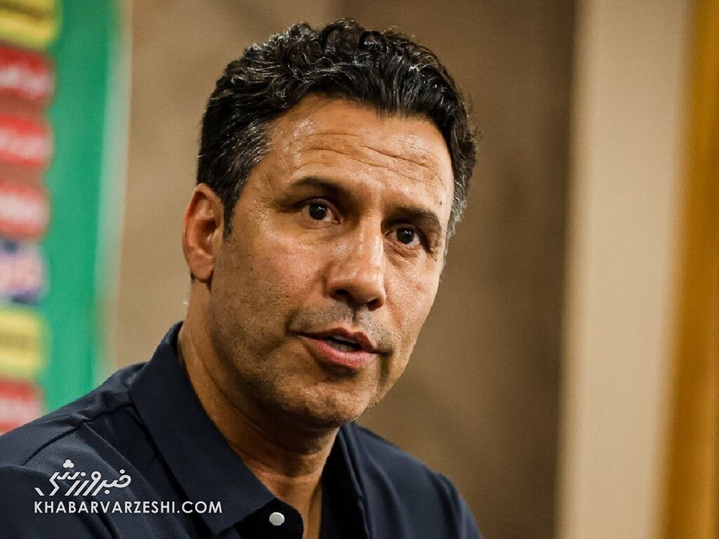 سرمربی پرسپولیس به نشست خبری پیش از دربی نرسید/ عذرخواهی برای غیبت تارتار