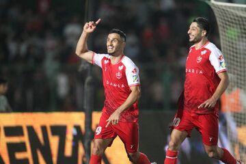 پرسپولیس ۳ - ملوان ۰/ استقبال شیرین سرخ‌ها از دربی؛ تیم تارتار دوباره زبل شد