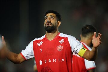 پیام امیدوارکننده کنعانی‌زادگان به تارتار/ کاپیتان پرسپولیس می‌خواهد زودتر برگردد