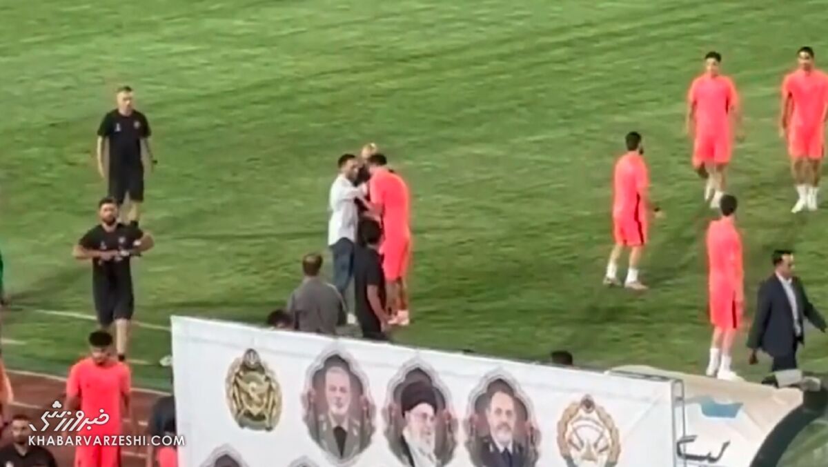 حضور پیام صادقیان در بازی پرسپولیس و ملوان