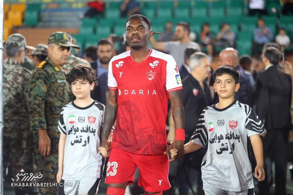 سرعت و تکنیک را هواداران دیدند، تعلل و عدم تعادل را کارشناسان؛ گل دوم پرسپولیس، شانسی که پشت هنر بیفوما پنهان ماند!