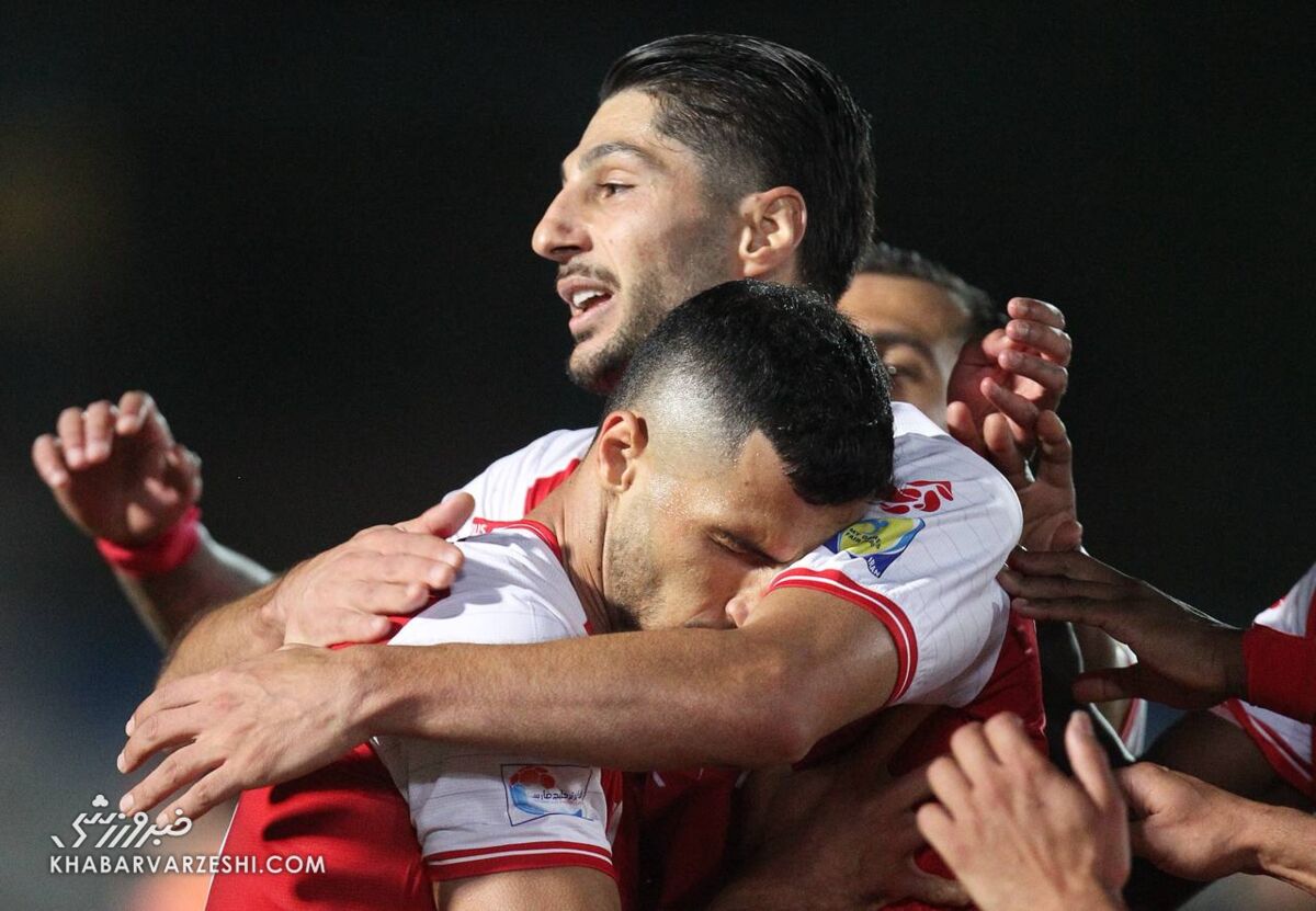 پرسپولیس ۳ - ملوان ۰/ استقبال شیرین سرخ‌ها از دربی؛ تیم تارتار دوباره زبل شد