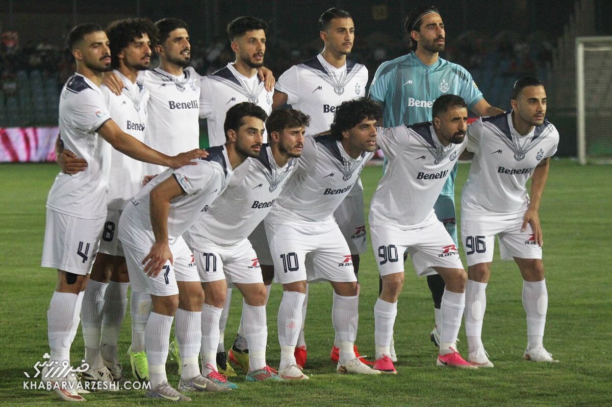 پرسپولیس ۳ – ملوان ۰/ استقبال شیرین سرخها از دربی؛ تیم تارتار دوباره زبل شد پرسپولیس ۳ – ملوان ۰/ استقبال شیرین سرخها از دربی؛ تیم تارتار دوباره زبل شد
